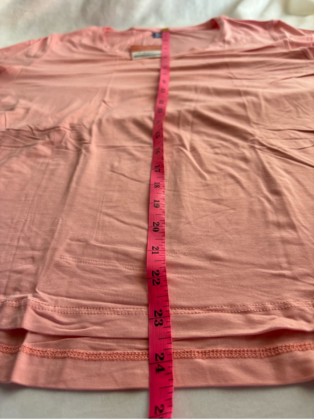 Rip Skirt Hawaii Everyday Short Sleeve T-Shirt Peony Size L NWT - Picture 9 of 9